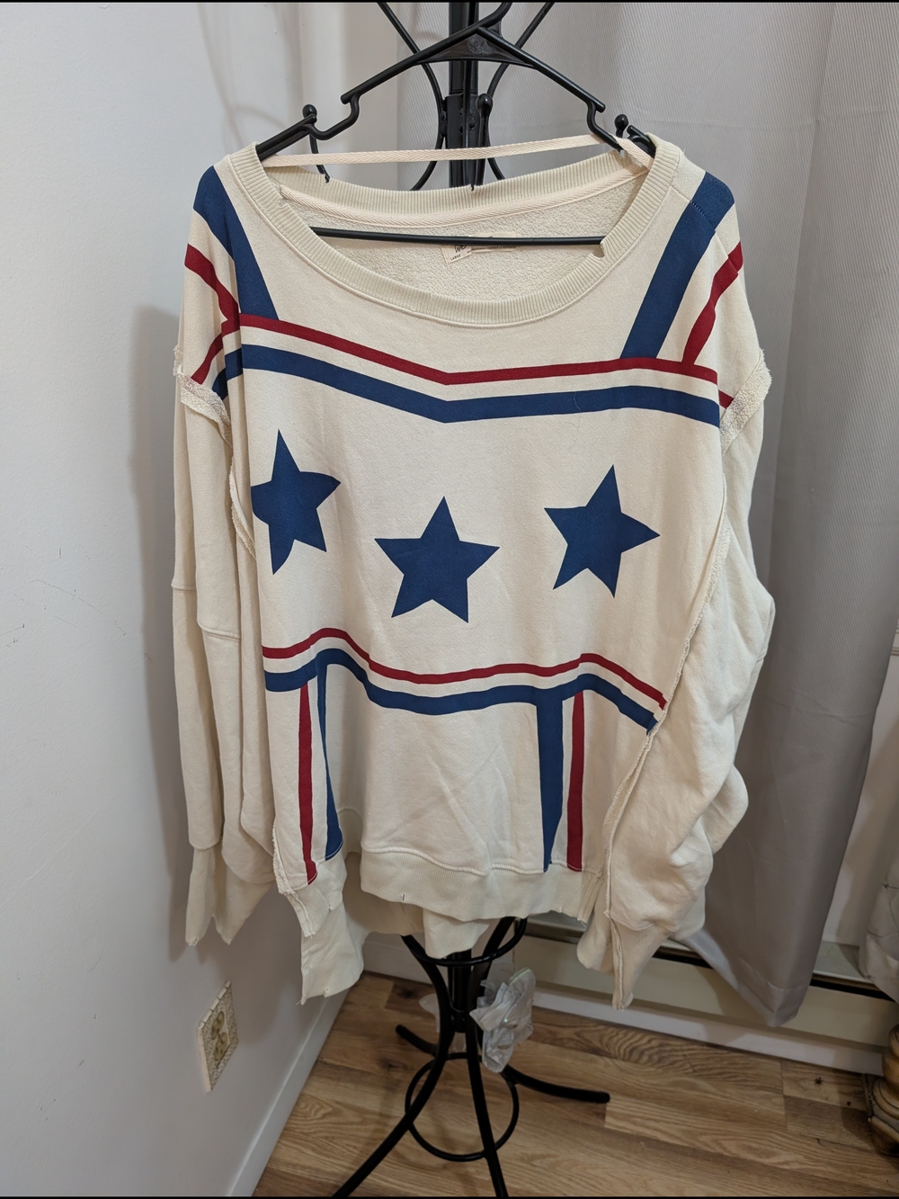 We The Free Cream Pullover Sweatshirt with Blue Stars & Red Stripes Size Large